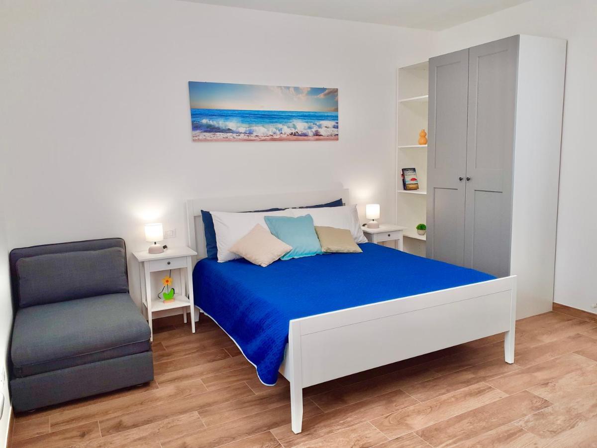 Casa Vacanze Con Vista Mare E Giardino - Amanecer Marzocca di Senigallia Buitenkant foto