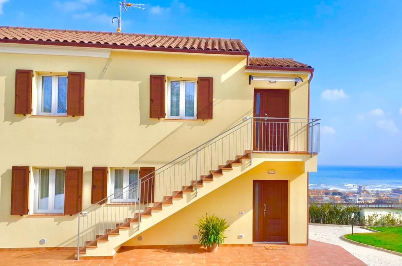 Casa Vacanze Con Vista Mare E Giardino - Amanecer Marzocca di Senigallia Buitenkant foto